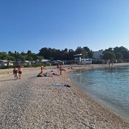 Jelena - Cozy Two Bedroom Only 70m From The Beach, Diklo - Apartman Zára
