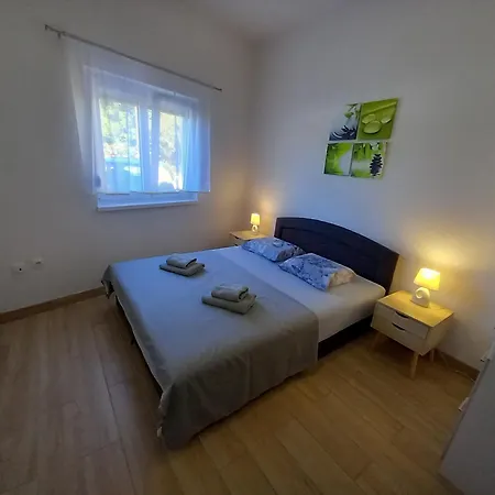 Appartamento Jelena - Cozy Two Bedroom Only 70m From The Beach, Diklo - Zara